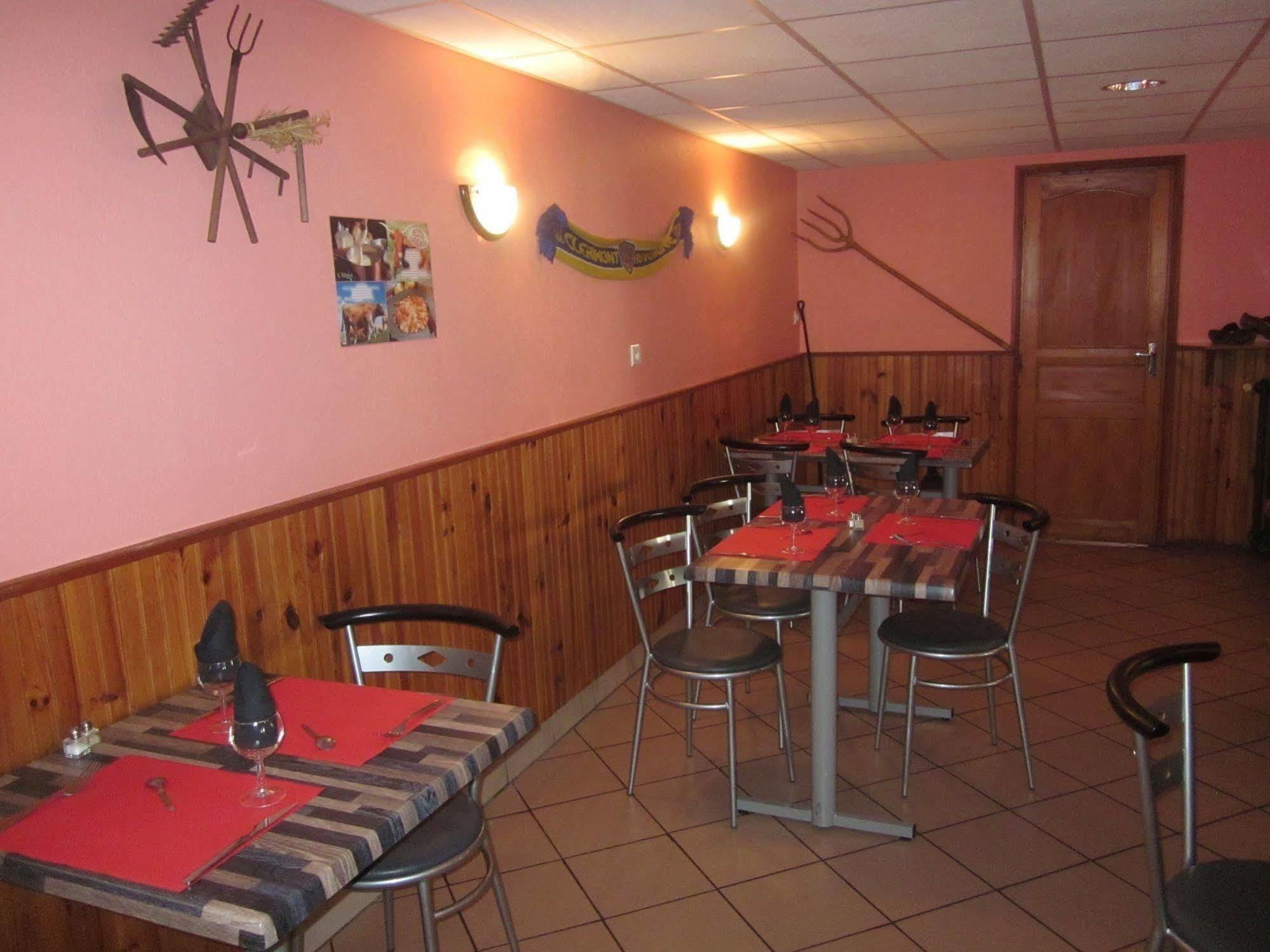 Auberge Des Volcans D'Auvergne Mably Экстерьер фото