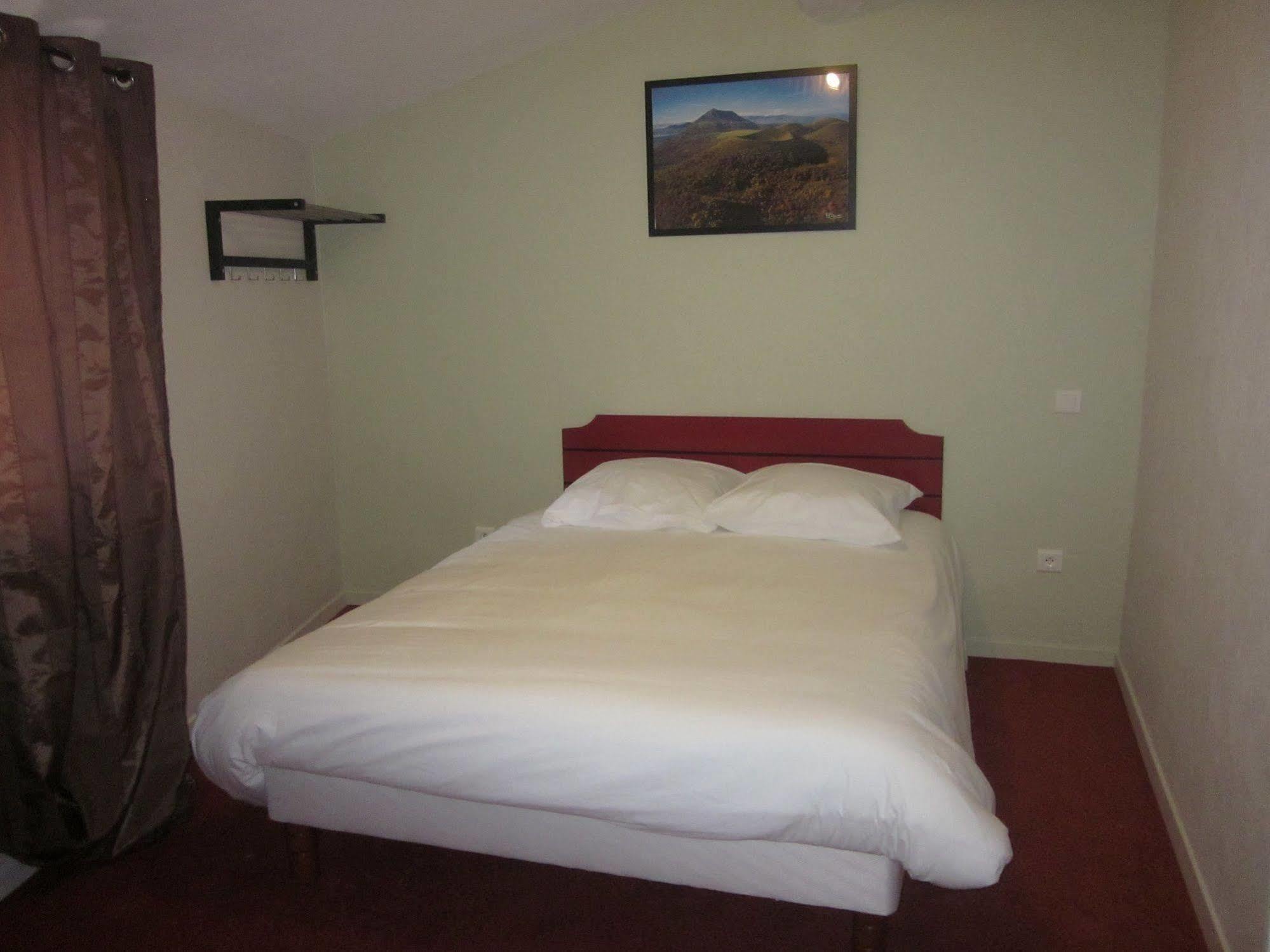 Auberge Des Volcans D'Auvergne Mably Экстерьер фото